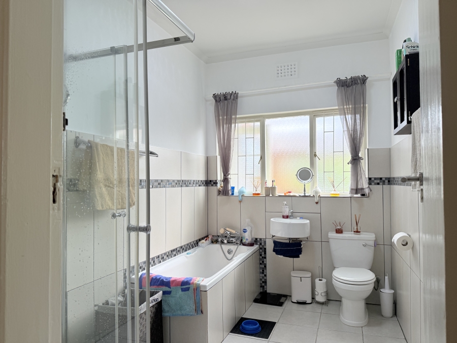 3 Bedroom Property for Sale in Fish Hoek Western Cape
